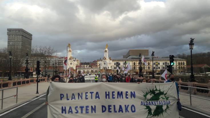 "Aldaketaldia hasi besterik ez da egin"