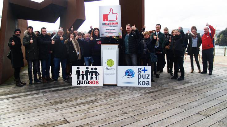 Adostasunaren alde, mobilizazio handia deitu du GuraSOSek otsailaren 23rako Donostian