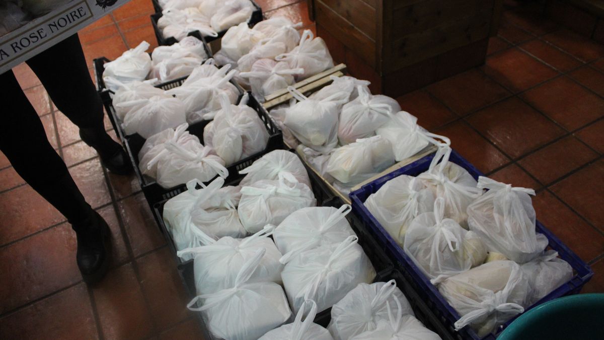 Astearte honetan sukaldatuko dute bigarren afari solidarioa