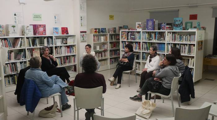 Instagram kontua hackeatu diete Sutegi udal liburutegikoei, urteko ekintzen eskaintza amaitu berritan