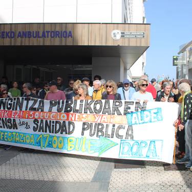 Osasun Publikoaren Aldeko Herri Plataformen manifestazioa