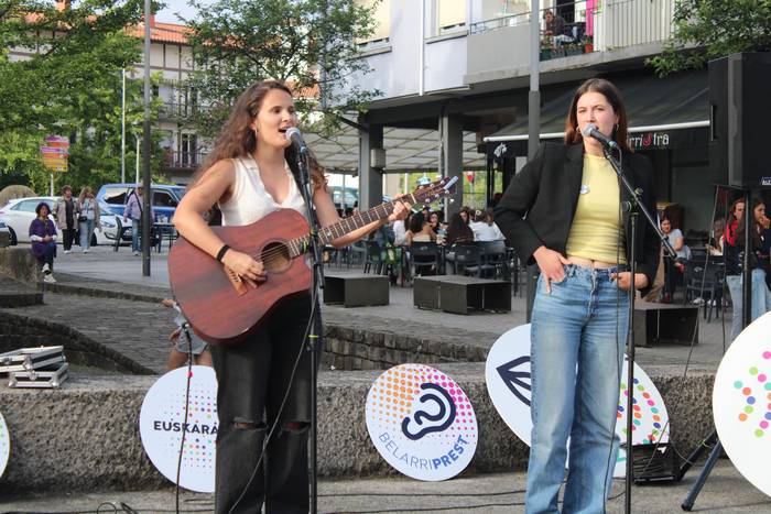 Kontzertuekin girotuko dute Aginagako gaurko Saretze Eguna