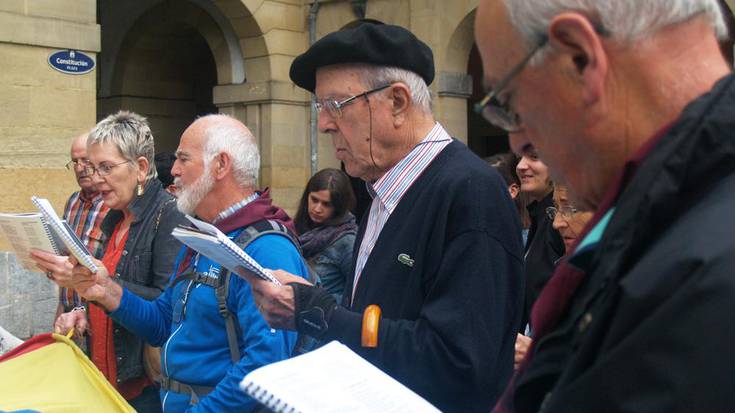 Imanol Urbietaren omenaldia prestatzeko Kantu Taldearen entsegua gaur