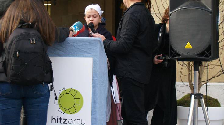 Ia 11.000 ikustaldi izan ditu jada, ETB-k isilarazitako GuraSOSen albistearen bideoak