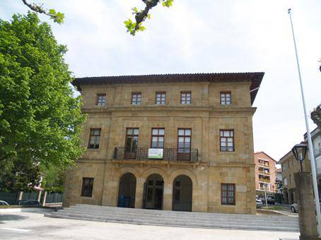 Carlos Urquijok auzitara eramango du Usurbilgo Udala