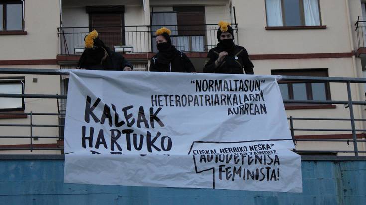 Kafe Tertuliak eraso eta bizipen larriak plazaratu ditu audio bidez