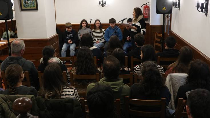 Gipuzkoako Eskolarteko bertso kanporaketa egin dute Aitzagan