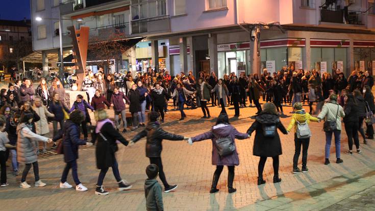 Martxoaren 8ko ekimenetan parte hartzeko deia