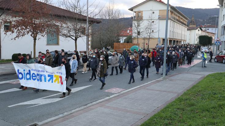 Presoen inguruko euskal kanten bertsioak entzungai Sareren eskutik, ostiralean Sutegin
