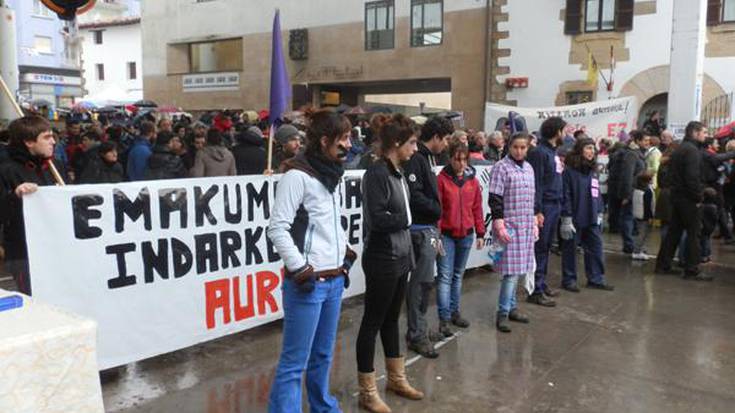 Kontzentrazioa, proiekzioa eta “Bakean dagoena bakean utzi!” umore saioa, Azaroaren 25aren bueltan