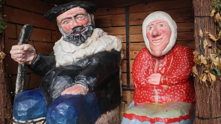 Herri erdigunea apainduta, Santuenea eguberri giroan murgiltzen hurrengoa