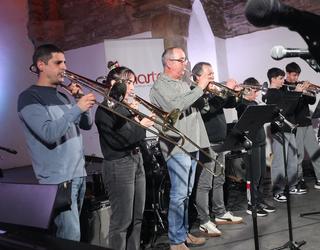 Zumarteren ikastaro eskaintzan matrikulatzeko aukera gaurtik