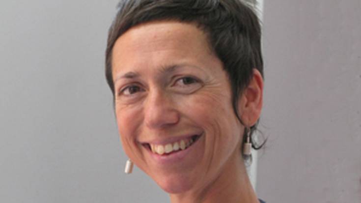Ana Galarragaren zientzia kontakizun eta esperimentuak 18:00etan liburutegian