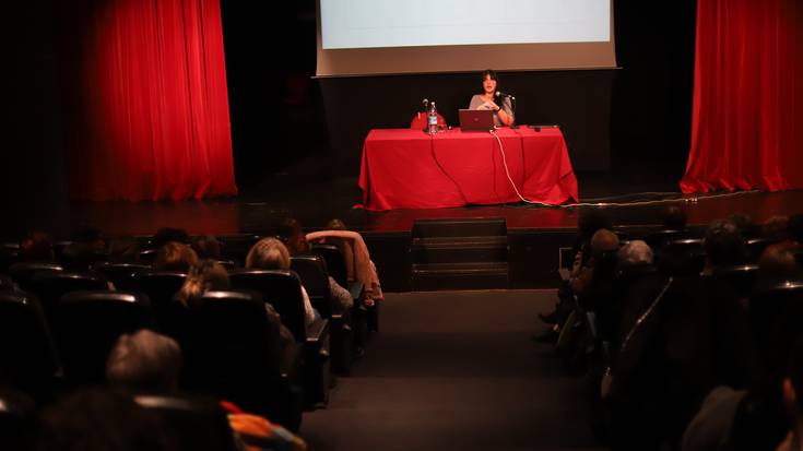 Prostituzioaren errealitate gordina hizpide izan du Amelia Tiganusek Sutegin