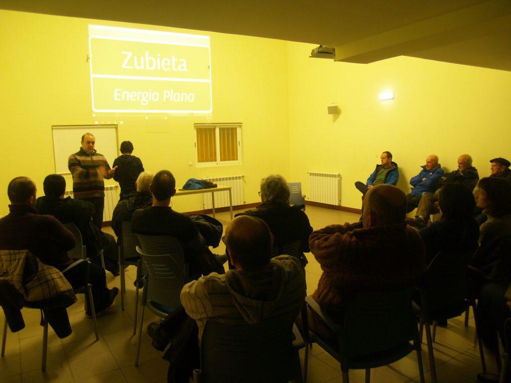 Zubieta eta Ispasterreko energia esperientziak aztergai, ostiraleko solasaldian
