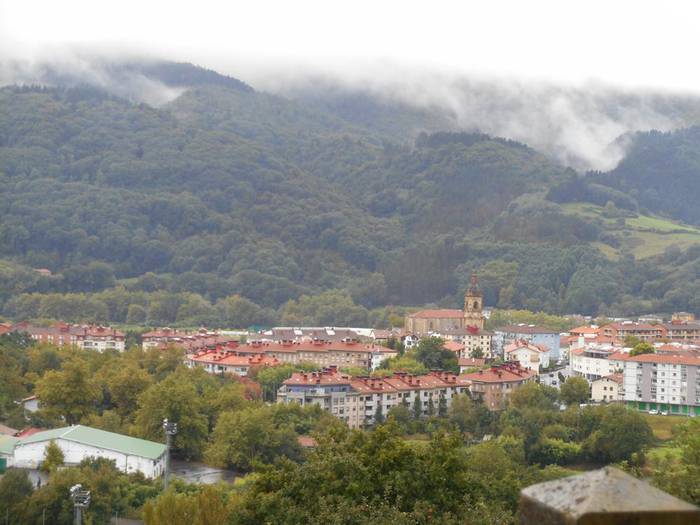 Abisu horia 18:00etatik aurrera, "prezipitazio handiagatik"