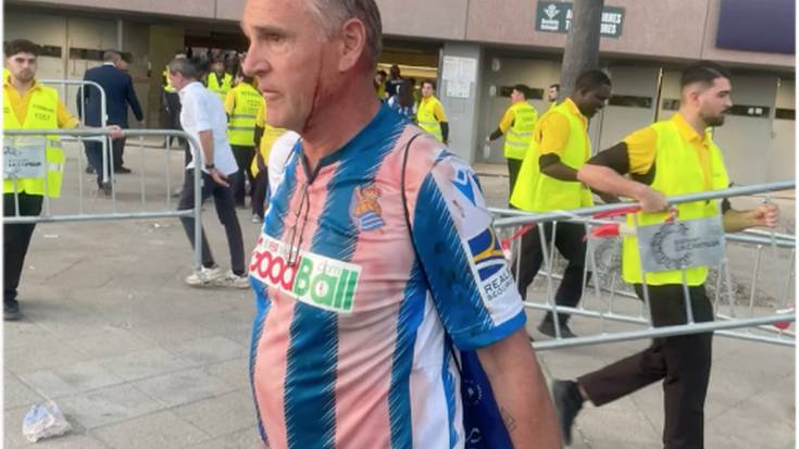 Herritar bat zauritu da Sevillako finalean