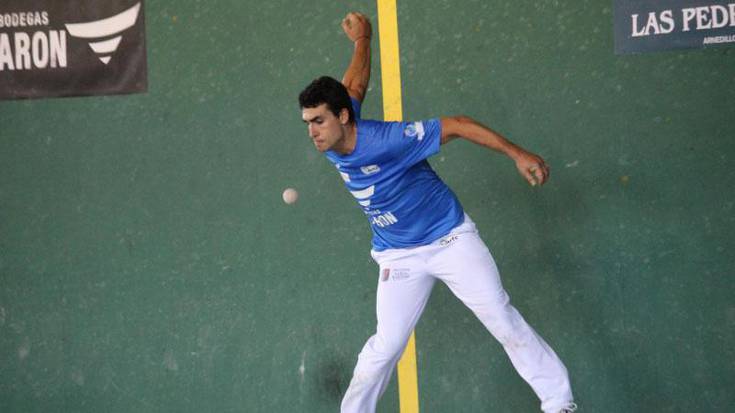 Pilota jaialdia 19:00etan frontoian