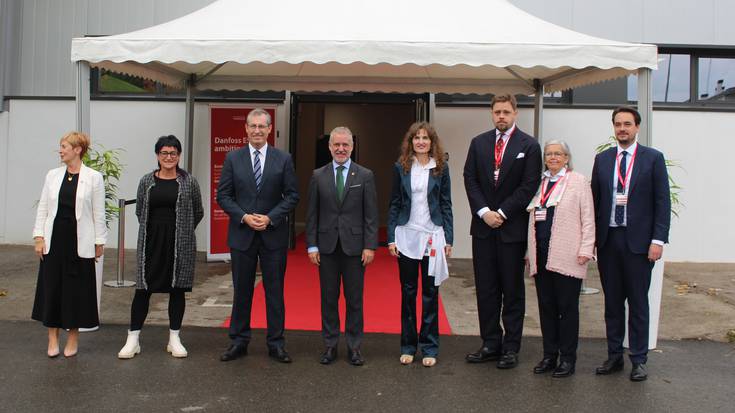 Iñigo Urkullu lehendakaria Danfoss lantegi berriaren inaugurazioan izan da