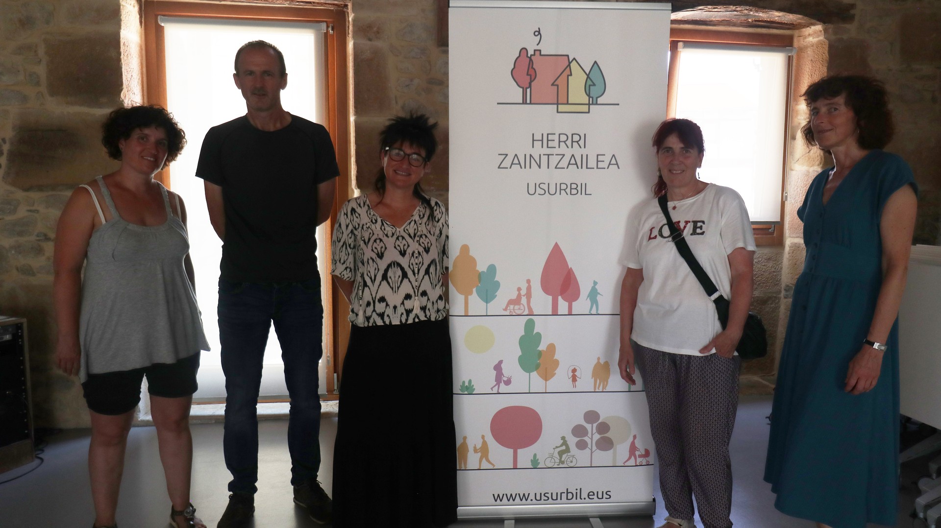 Etxez etxeko zerbitzua ere, zaintza eredu berriarekin bat eginik