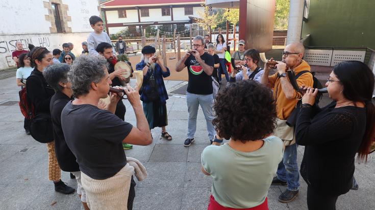 Txalaparta Festa ibiltari eta auzo artekoa