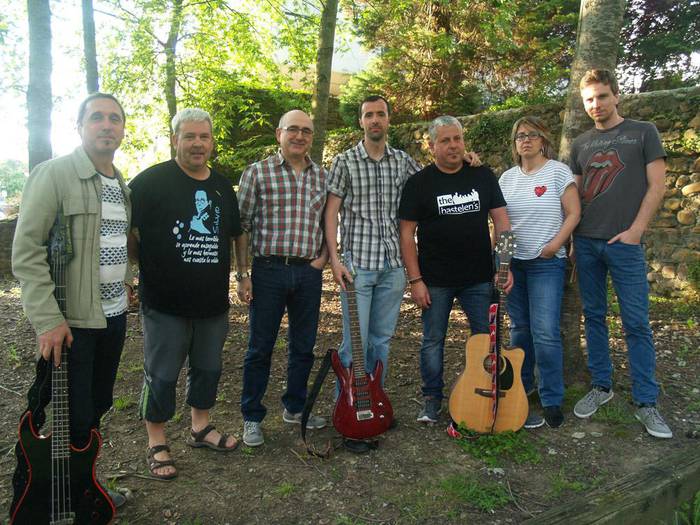 The Hastelen´s taldeak, afalaurreko poteoa musikatuko du