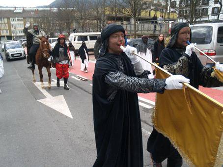 Badatoz erregeak, Usurbil, Aginaga eta Zubietara