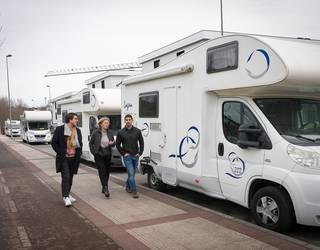 EAJ-PNV, autokarabanen presentzia eta aparkalekua arautzearen alde