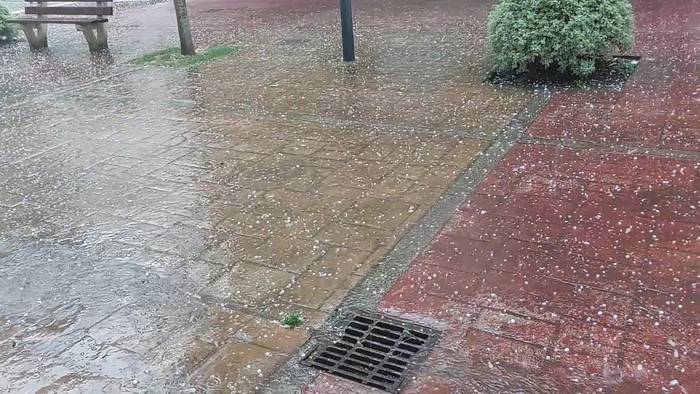 Abisu horian ekaitzagatik arratsaldean zehar