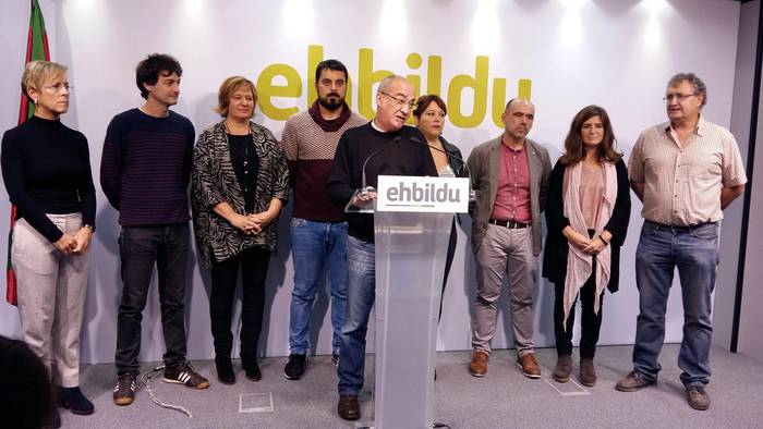 Gipuzkoako Foru Aldundiko kudeatzaile ohiek ere Errazkin eta Intxaurrandieta babestu dituzte