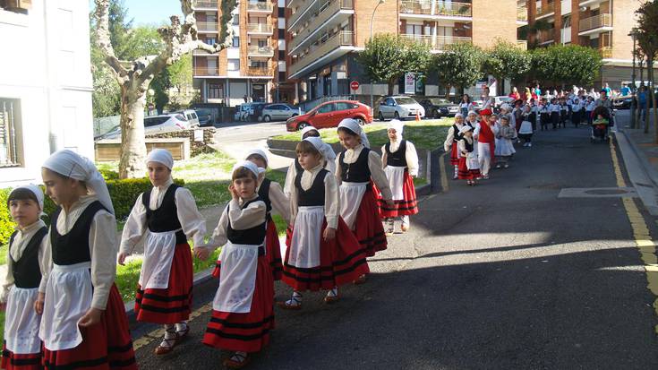 Ikastaro ezberdinetarako izen ematea ixtear