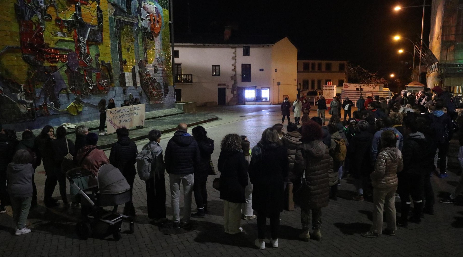 Mobilizatzeko deia egin du gaur Usurbilgo Sare Feministak
