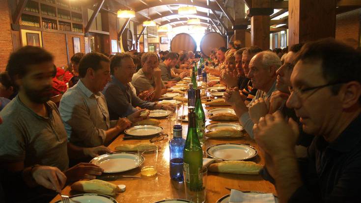 200 laguneko festa egun handia gaur, Usurbil F.T.-ren 40. urtemuga ospatzeko