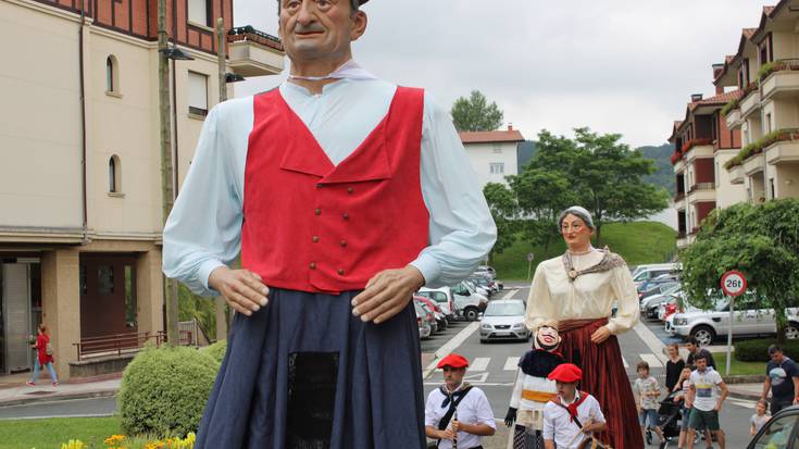 Herriko festei begirako hainbat deialdi