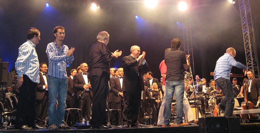 Oskorri omenduko dute, larunbateko kantu-jiran
