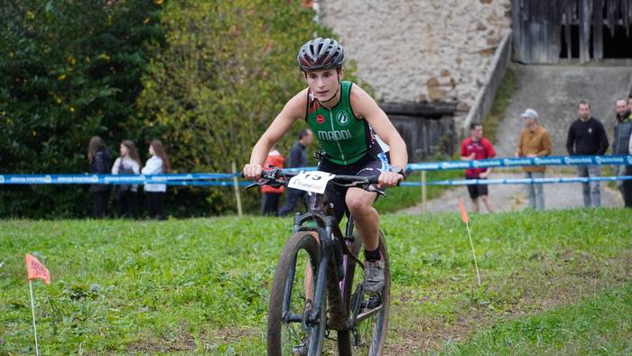 Maddi Olaetxeak irabazi du Aiako mendi duatloia