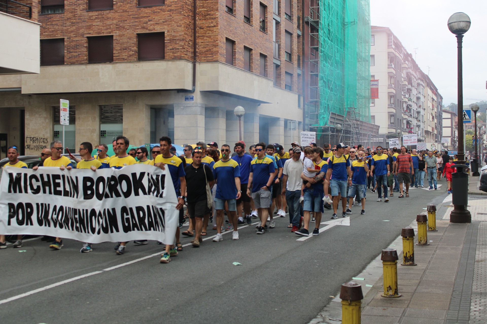 Michelingo langileak greban berriz