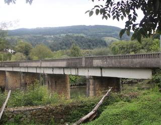 Altzonazko zubiaren birgaitzeaz auzo bilera Txokoalden