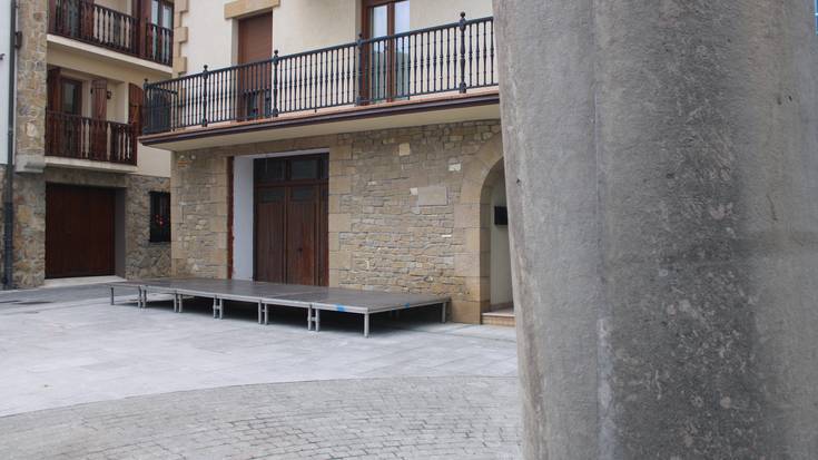 Kalezar, erromeria plaza larunbatean