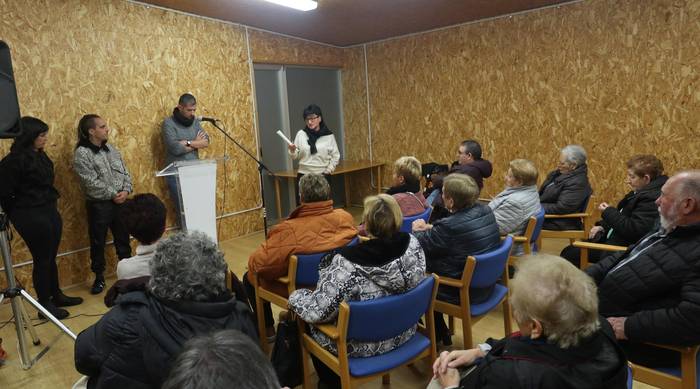 "Baliabide publikoak ez dira aski, komunitatea aktibatu behar da"