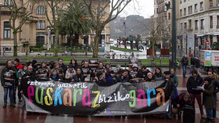 Euskaraz bizi nahi dugula aldarrikatzeko, manifestazioa larunbatean Donostian