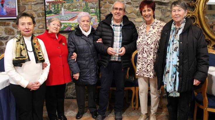 Odola emateari eta emaileei gorazarre, haien urteroko bilkuran