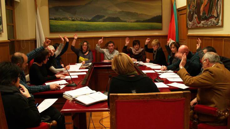 2018rako udal aurrekontuak onartzeko udalbatzaren ezohiko osoko bilkura abenduaren 19an