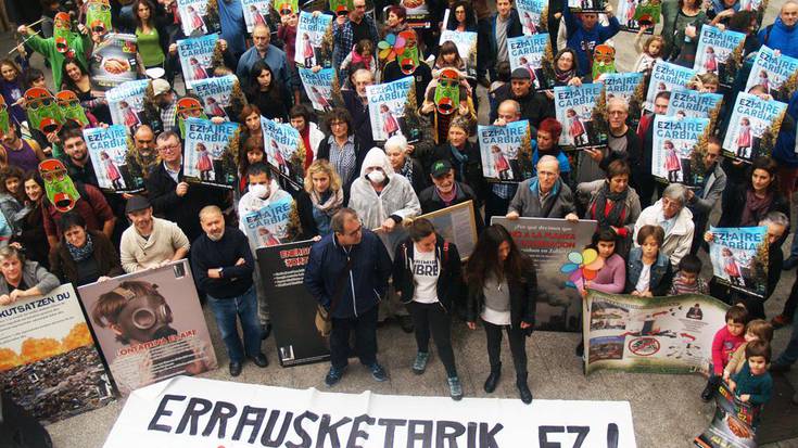 Erraustegiaren aurkako manifestazioa, larunbatean Lasarten