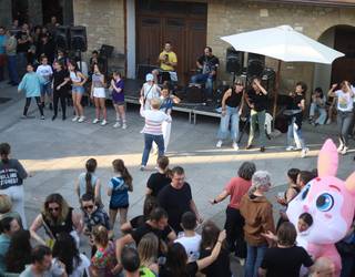 Dantzarako gogoz dator azaroaren lehena