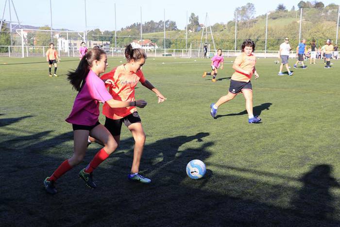 Futbol Eskolako izen ematea eta Usurbil Cup-en finalerdiak gaur Haranen