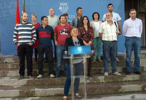 Carlos Urquijo, Udalbiltzari diru ekarpena egiten dioten udalen aurka orain