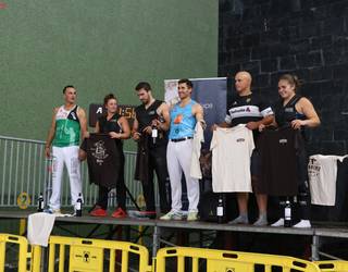 Aizkora eta harri erakustaldiak izan dira Aginagan