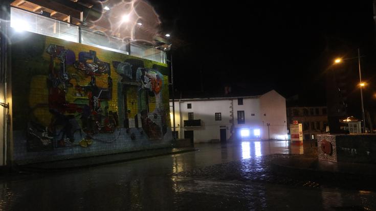 Larunbat goizaldera arte segiko dugu euriagatik abisu horian