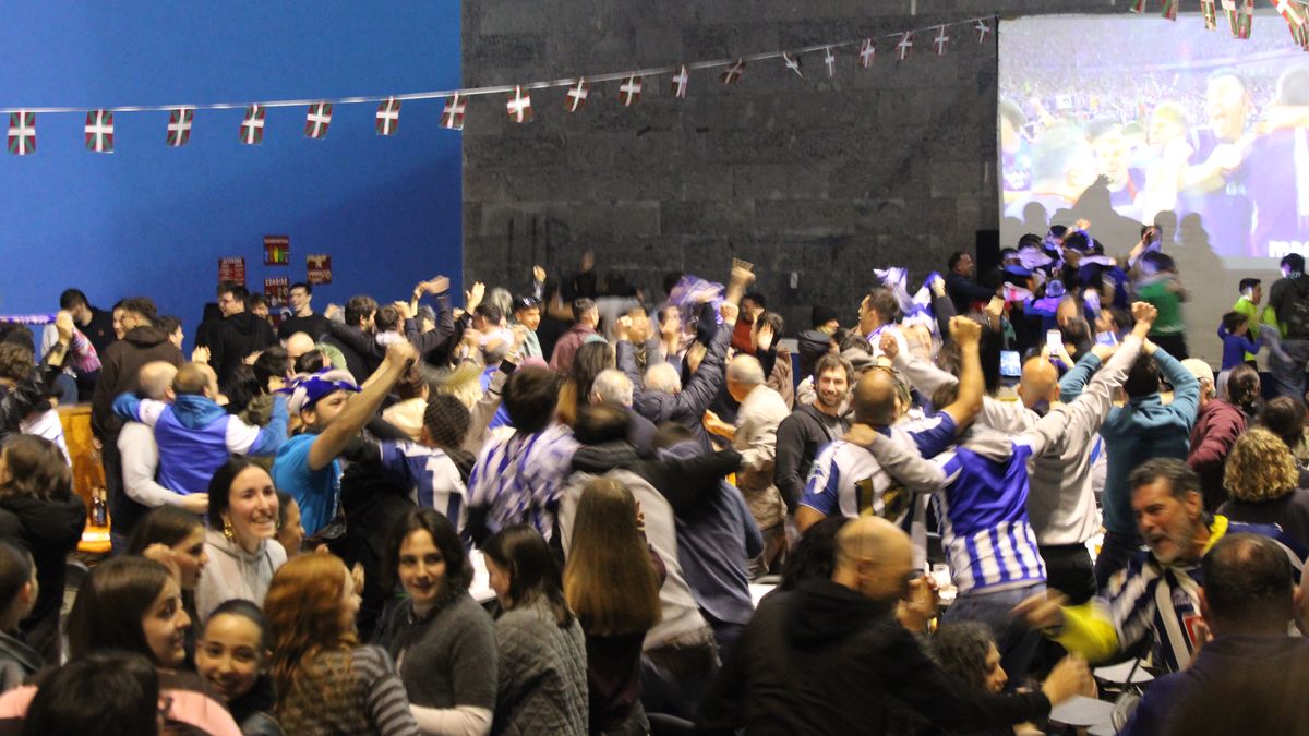 Emozio handiz bizi izan dute Realaren garaipena, zaletuen gune bilakaturiko Garagardo Azokan